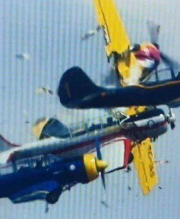 Aerobatic Disaster in the Air: Two Planes Collide, One Pilot Killed