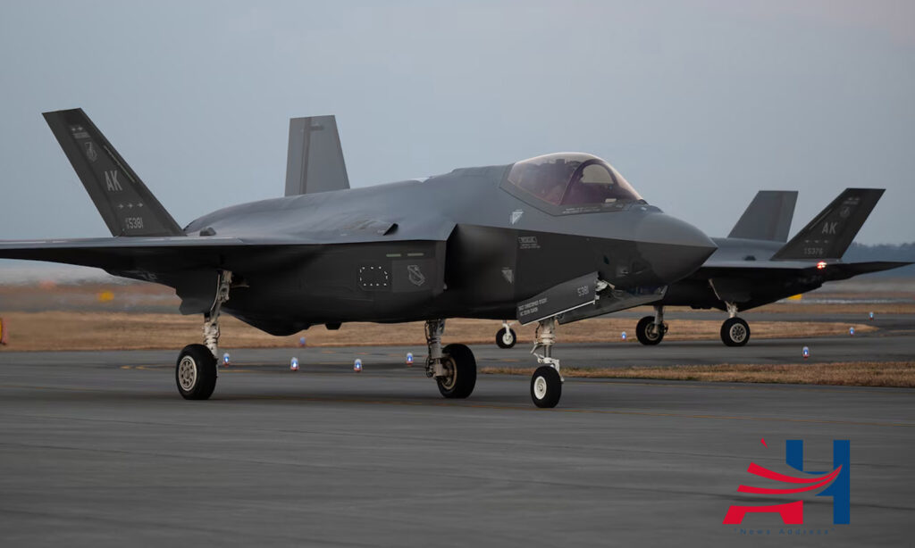Fate of Japanese F-35s! Two F-35s Make Emergency Landing Due to Mechanical Failure