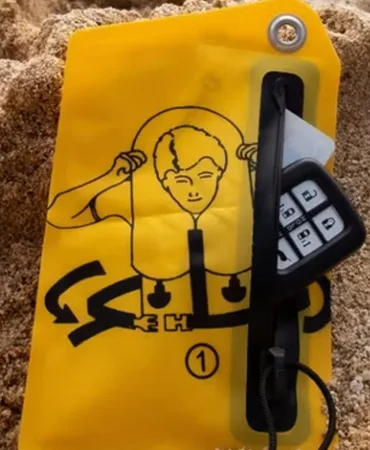 Hawaiian Airlines Converts Life Vests into Surf Bags