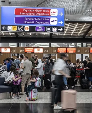 Holiday Rush Continues at Istanbul Airport