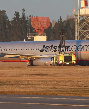 Jetstar Plane Veers Off Runway During Landing, Passengers Stranded