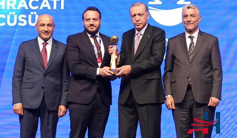 SunExpress Wins Award in Service Exports!