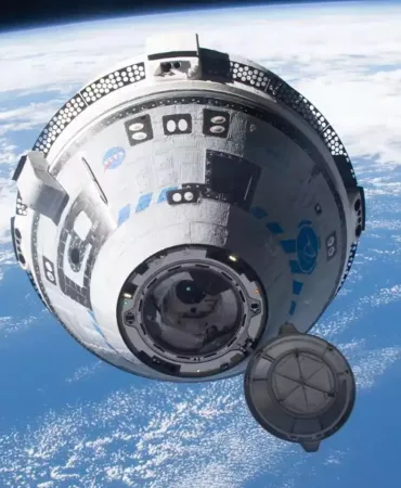 They're stranded in space! Boeing shuttle can't return to Earth
