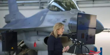 Netherlands Supports Ukraine with F-16s: Russia Issues Harsh Response