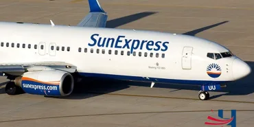SunExpress Plane Engine Failure! Flames Erupted from the Left Engine