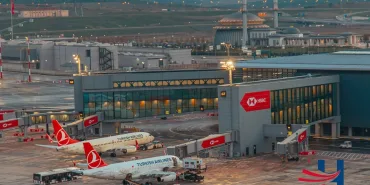 Istanbul Airport Tops Europe: Ranked First with 1,502 Daily Flights