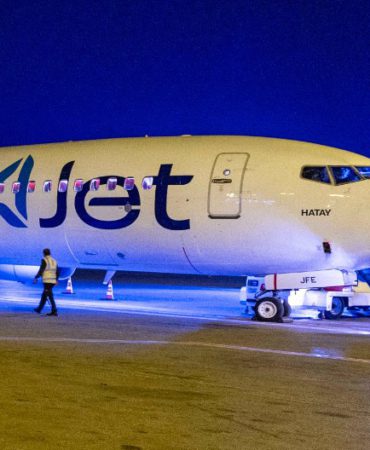 Surprising Cancellation Decision from AJET Airlines: Passengers in Uproar