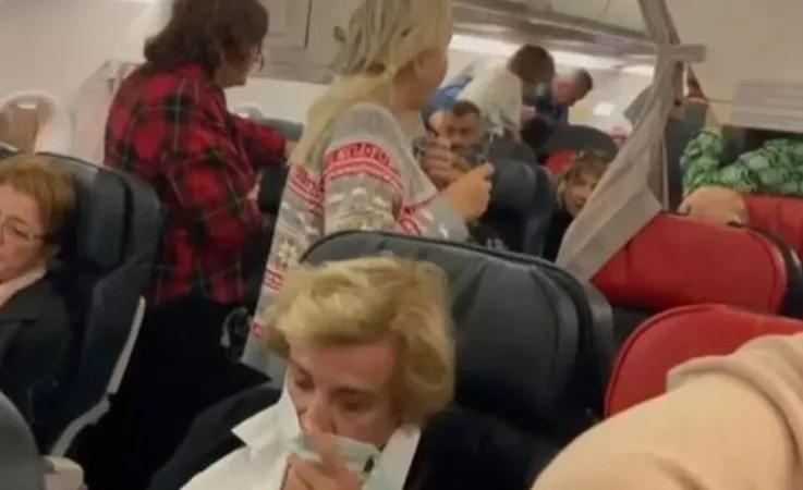 Panic on Turkish Airlines Flight: Passenger Suffers Panic Attack