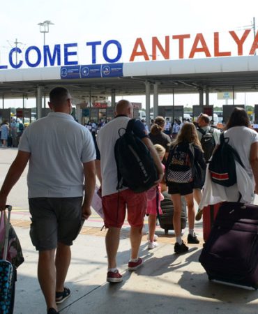 Antalya Breaks Season Record with 15 Million Foreign Tourists