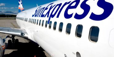 SunExpress Düsseldorf-İzmir Flight Makes Emergency Landing Due to Bird Strike