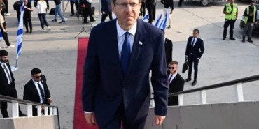 Turkey Closes Airspace: Herzog's Visit to Azerbaijan Canceled