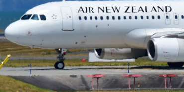 Air New Zealand Flight Makes Emergency Landing Due to Engine Failure