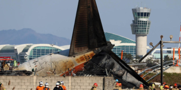 Boeing 737 in the Headlines Again: Horrific Crash Claims 120 Lives!