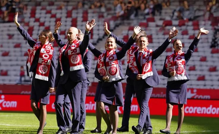 Corendon Airlines Offers Fans a Boarding Experience!