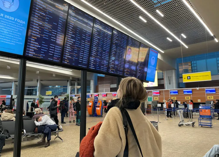 Crisis in Russian Airspace: Airports Temporarily Closed to Flights