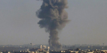 Intensified Israeli Bombardments Amid the Fall of Damascus