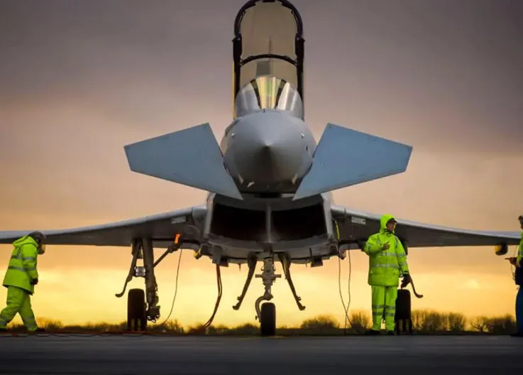 Qatar Orders 12 New Eurofighter Typhoons!