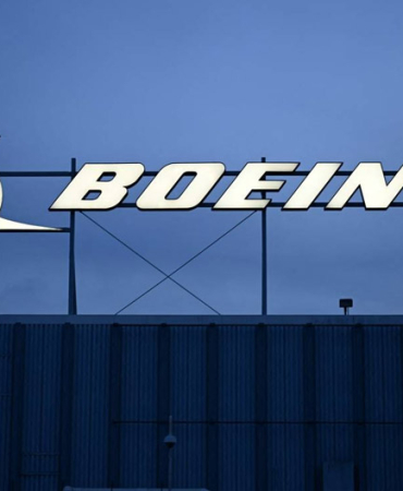 Boeing's Critical Q4 2024 Report: Challenges and New Deals on the Horizon
