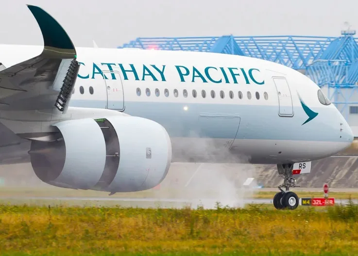 Cathay Pacific Airbus A350 Makes Safe Landing in Boston!