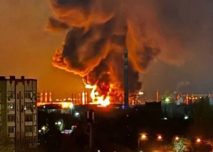 Fire at Engels-2 Base: Ukraine Launches Drone Attack