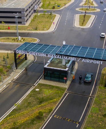 Tense Moments at Ordu-Giresun Airport: Faulty Aircraft Sparks Passenger Protest