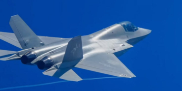 Technology Challenging the West: J-35 Fighter Jet Unveiled