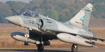France Delivers First Mirage 2000-5 Fighter Jets to Ukraine