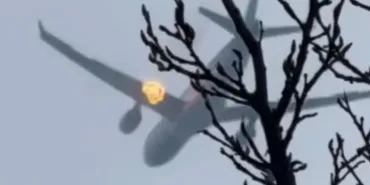 Nightmare on Dublin-Orlando Flight: Passenger Plane’s Engine Engulfed in Flames!