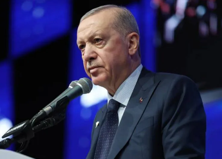 Plaque of Honor from President Erdoğan to Selçuk Bayraktar and Ahmet Bolat