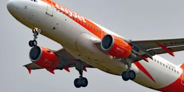 easyJet Flight Makes Emergency Landing in Athens Due to Pilot Crisis