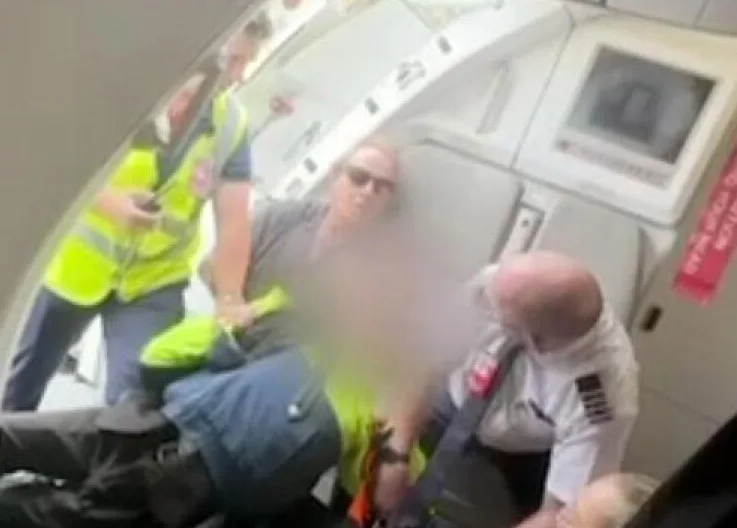 Sydney Flight Terror: Teen with Shotgun Arrested on Plane