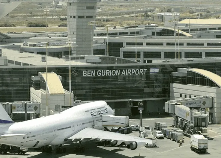 Airport Alarm in Tel Aviv: Houthi Missile Halts Flights!