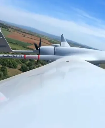 Bayraktar TB2T-AI Impresses with New Altitude Record: Climbs to 37,096 Feet