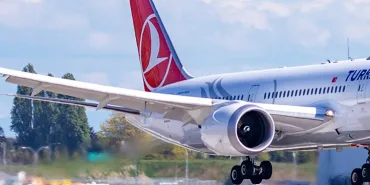 Measles Alert on Turkish Airlines Flight to Montreal: Passengers Warned!
