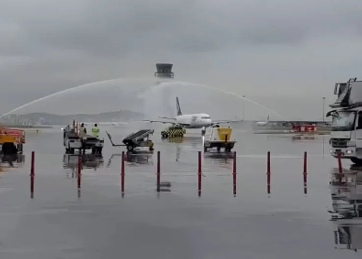 Water Salute Ceremony and Meaningful Welcome for the Champions at Sabiha Gökçen Airport