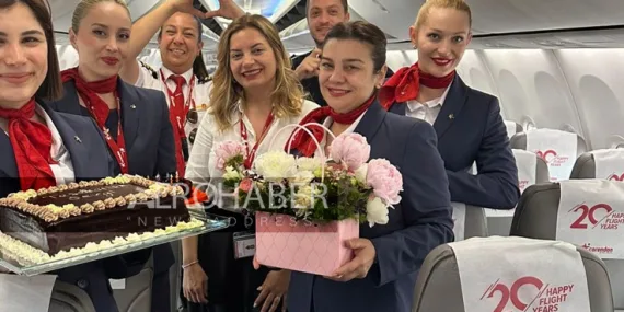 A Floral Farewell from Corendon to a Cabin Chief