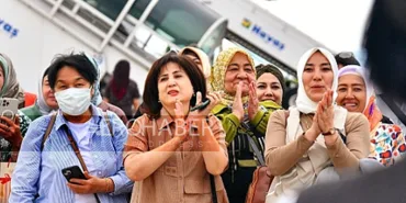 First Tashkent Flight Welcomed with Ceremony at Trabzon Airport
