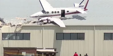 Plane Crash in the U.S.: Beechcraft King Air Hits Hangar Roof