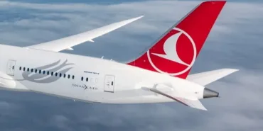 Stair Vehicle Crashes into Aircraft: THY Flight Cancelled, Passengers Returned to Terminal