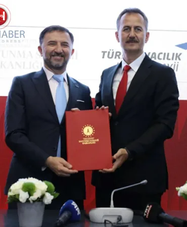 TUSAŞ Signs Strategic Agreements with Indonesia and South Africa