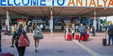 Tourist Surge Continues: Antalya Heads for a New Record!