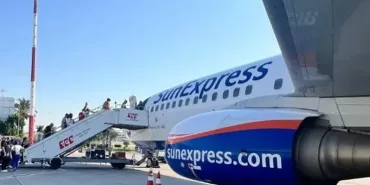Panic in the Air: Passenger Faints on SunExpress Flight, Service Delayed