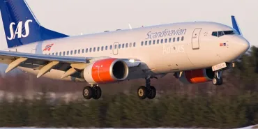 Pilot Falls Ill in Cockpit on SAS Flight: Backup Crew Takes Over