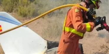 Plane Breaks Apart and Crashes in Valencia, Investigation Launched