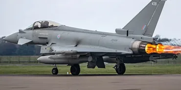 RAF Scrambles Jets for Aircraft That Lost Contact: Sonic Boom Heard