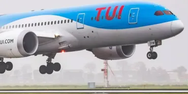 Radar Failure Forces TUI Plane to Change Course Emergency!