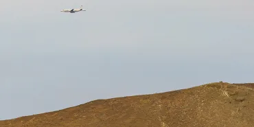 Secrets of America’s Area 51 Caught on Camera: Jets Took Off Before Dawn