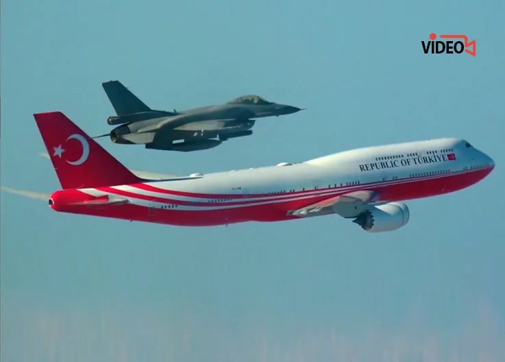 Military escort for Turkish President Erdoğan in Oman