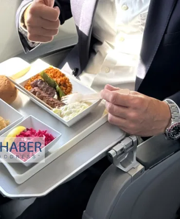 SunExpress Revamps Its In-Flight Menu