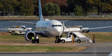Crisis at US Airport! Bomb Threat Halts Flights